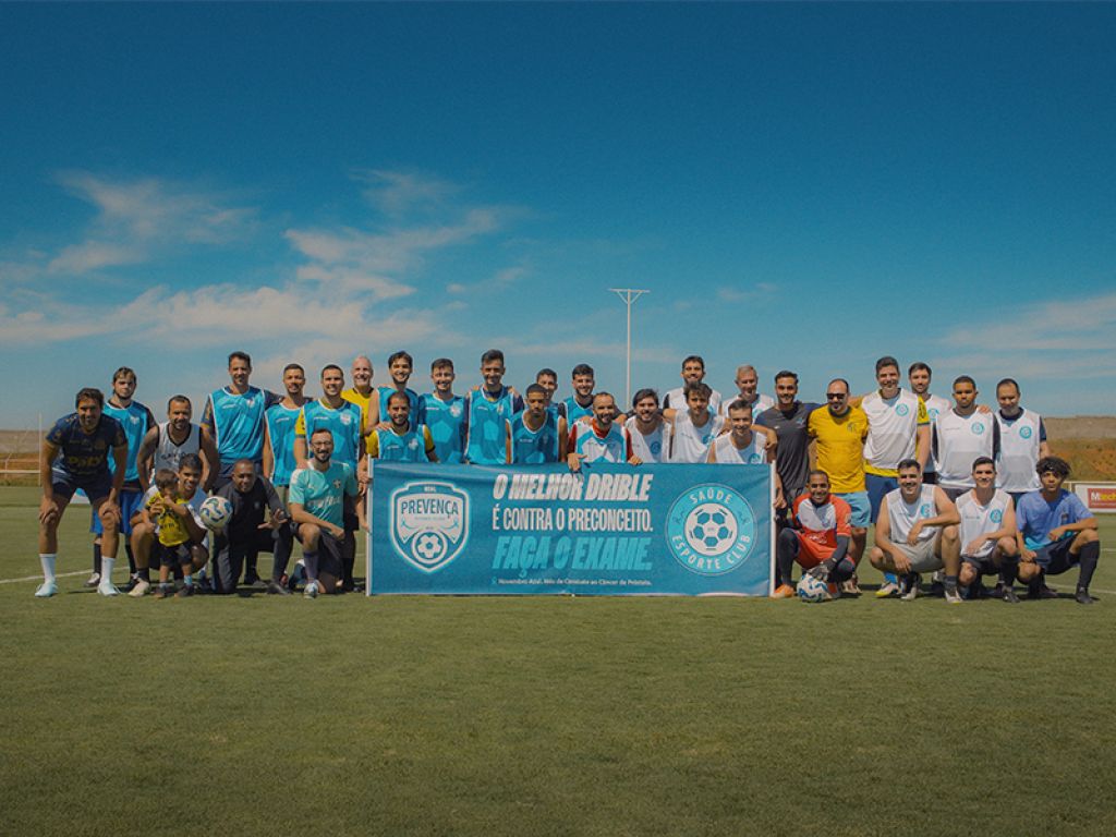 DS  entra em campo no Novembro Azul e marca um gol pela saúde.
